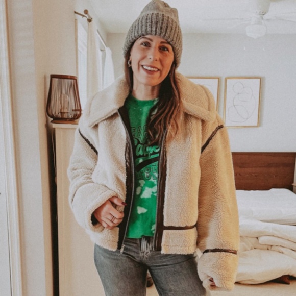GAP Sherpa Fleece Jacket – Size Large - Picture 1 of 3